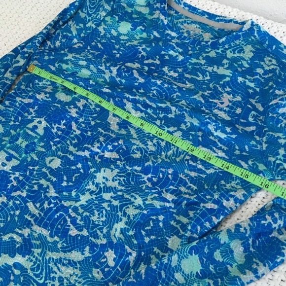 REEF DRYFIT SUN SHIRT, BOYS SIZE 10-12, BLUE TEAL AND GRAY - Picture 4 of 4